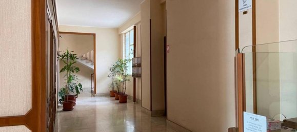 Квартира с 7 комнатами в Палермо, Италия № 137569 3