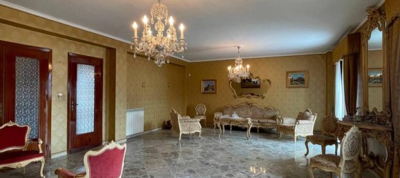 Квартира с 7 комнатами в Палермо, Италия № 137569 27