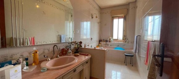 Квартира с 7 комнатами в Палермо, Италия № 137569 37