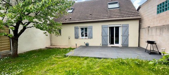 3 bedrooms House in Carrieres-sous-Poissy, France No. 143506 2