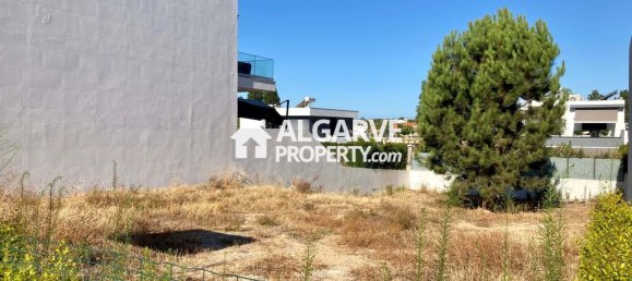 417m² Land in Quarteira, Portugal No. 127949 4