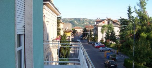 5-salle Maison à Monsampolo del Tronto, Italy No. 253699 3