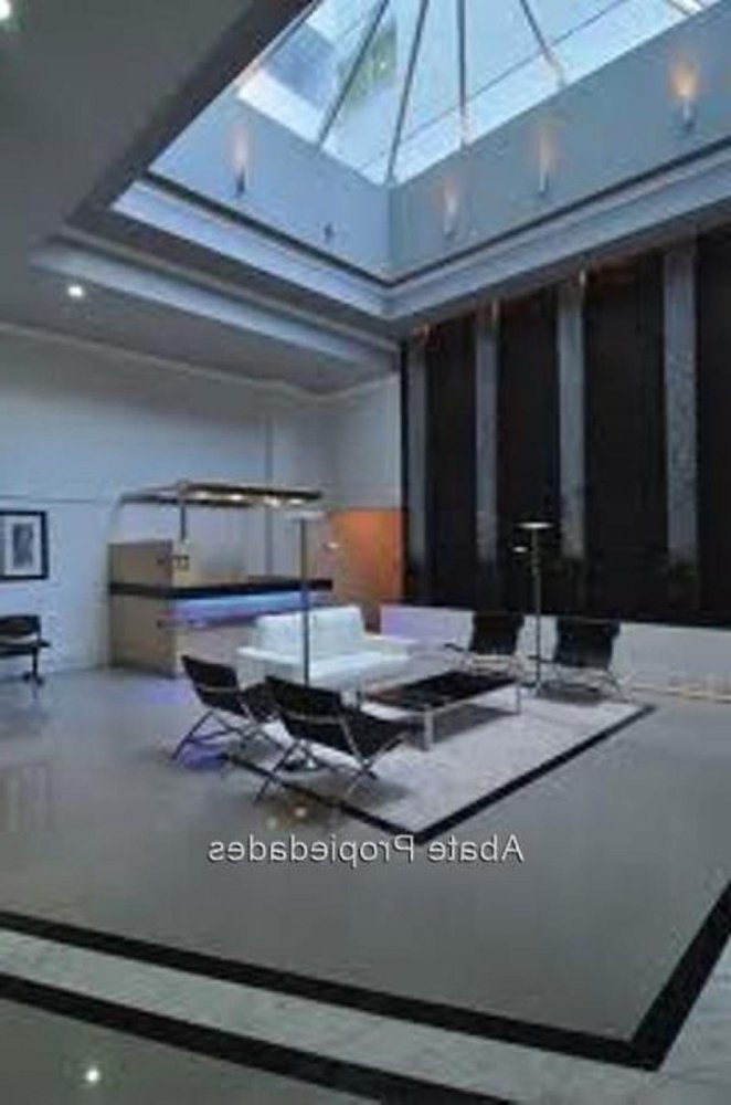 Bureau à Montevideo, Uruguay No. 13434