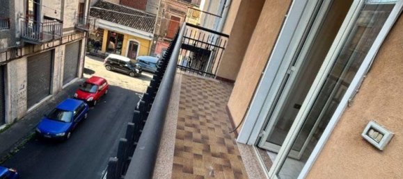 6 rooms House in Paternò, Italy No. 259728 31