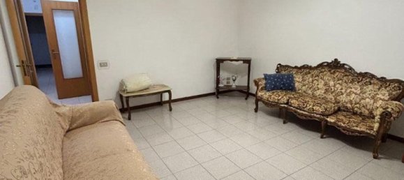 6 rooms House in Paternò, Italy No. 259728 19