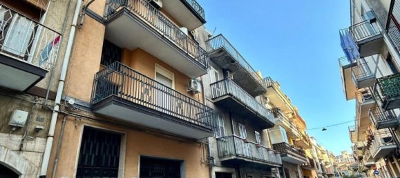 6 rooms House in Paternò, Italy No. 259728 5