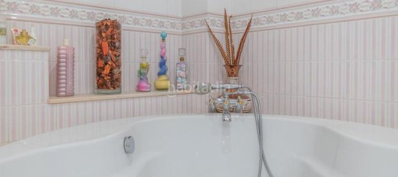 Adosado de 4 dormitorios en Granada, Spain No. 173815 22