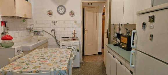 3 rooms Apartment in Genoa, Italy No. 120816 25