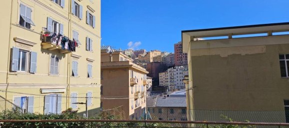 3 rooms Apartment in Genoa, Italy No. 120816 36