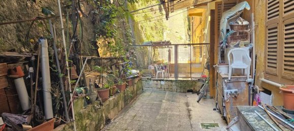 3 rooms Apartment in Genoa, Italy No. 120816 16