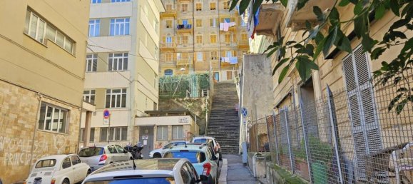 3 rooms Apartment in Genoa, Italy No. 120816 39