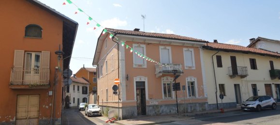 5-Zimmer Wohnung in Caselle Torinese, Italy, Nr. 285900 3