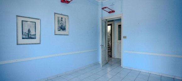 5-Zimmer Wohnung in Caselle Torinese, Italy, Nr. 285900 5