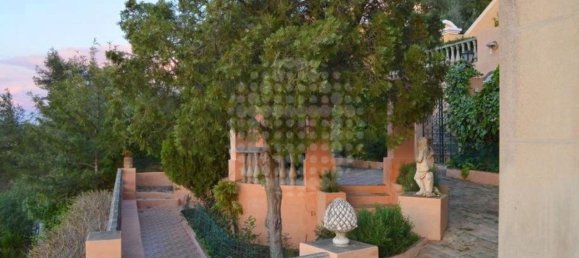 Замки и поместья с 6 спальнями в Силвиш, Португалия № 129244 15