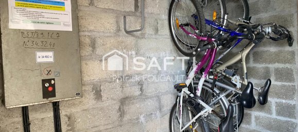 1 bedroom Apartment in La Rochelle, France No. 327136 10