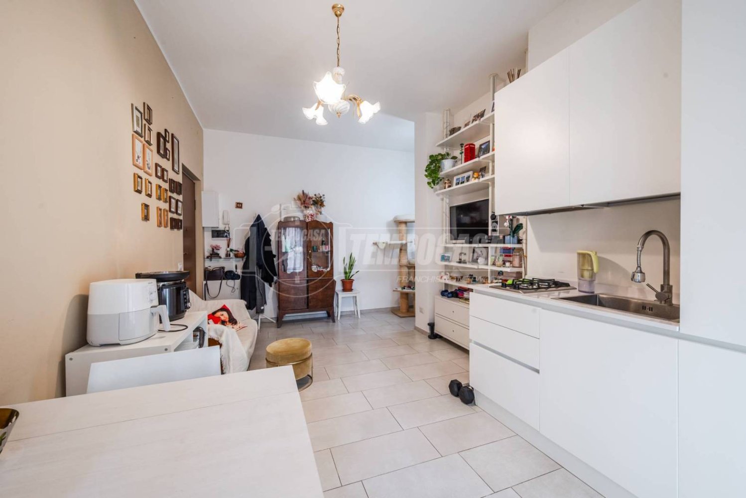 1 bedroom Apartment in Milan, Italy No. 331546