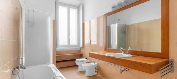 5 rooms Apartment in Milan, Italy No. 242735 19