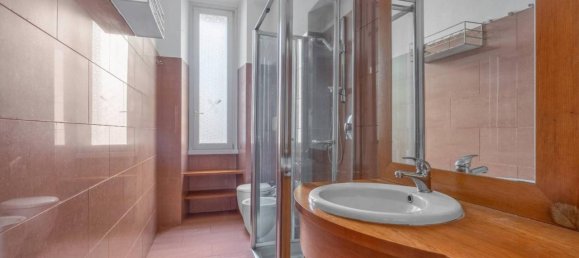 5 rooms Apartment in Milan, Italy No. 242735 17