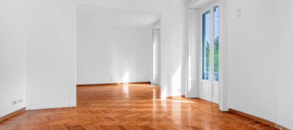 5 rooms Apartment in Milan, Italy No. 242735 5