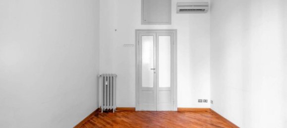 5 rooms Apartment in Milan, Italy No. 242735 15