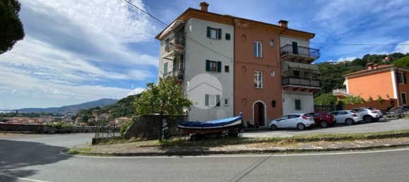 3 rooms Apartment in La Spezia, Italy No. 285225 24