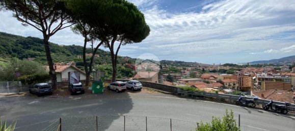 3 rooms Apartment in La Spezia, Italy No. 285225 17