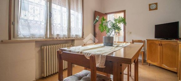 4 bedrooms Apartment in Ravenna, Italy No. 303309 3