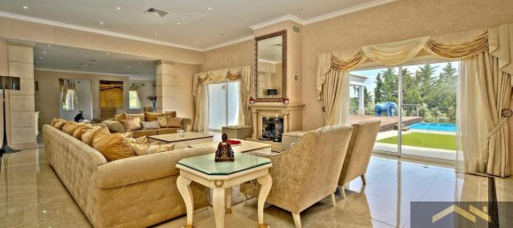 10 bedrooms House in Porches, Portugal No. 9271 11