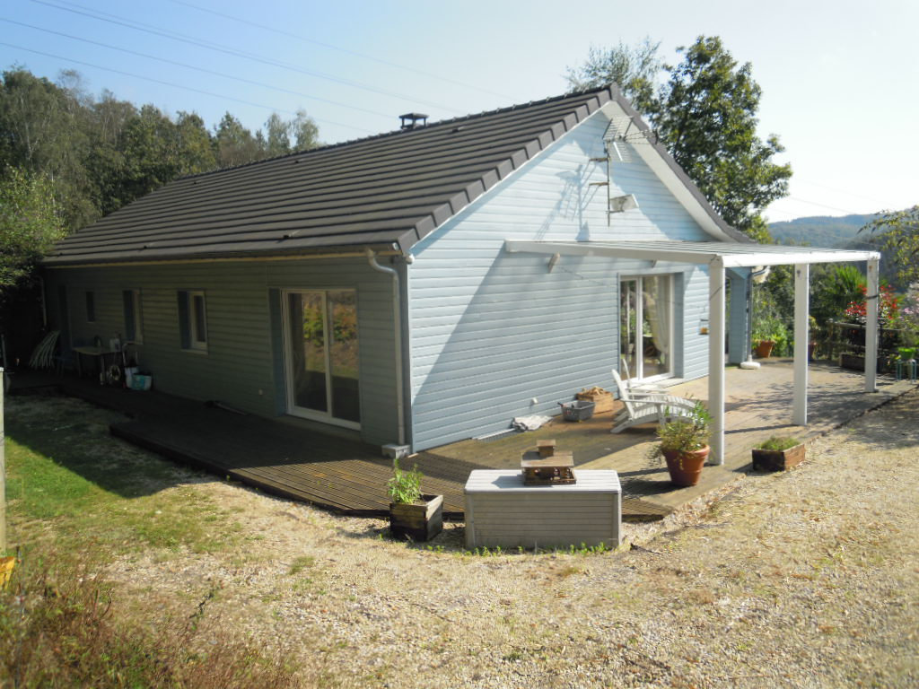 Casa de 3 dormitorios en Bogny-sur-Meuse, France No. 73476