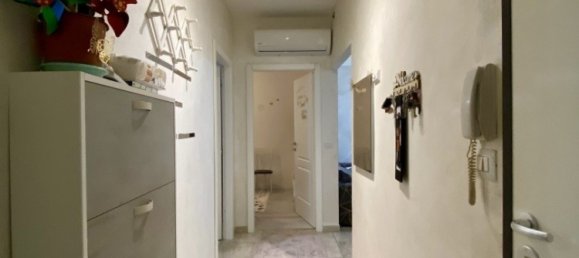 3 Schlafzimmer Wohnung in San Prospero, Italy, Nr. 276950 9