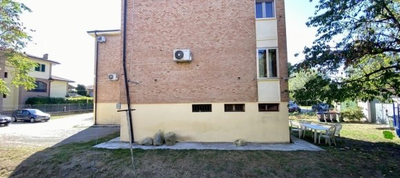 3 Schlafzimmer Wohnung in San Prospero, Italy, Nr. 276950 3