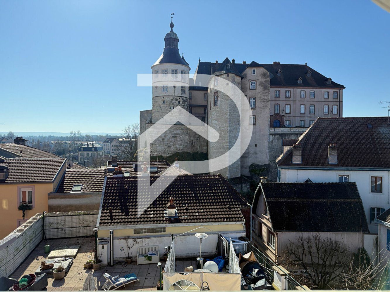 3 bedrooms Apartment in Montbeliard, France No. 193425