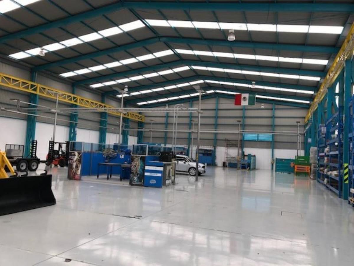 Propiedad comercial en Ciudad López Mateos, Mexico No. 200498