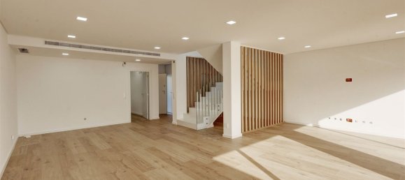 Casa T4 em Loures, Portugal N.º 102777 8