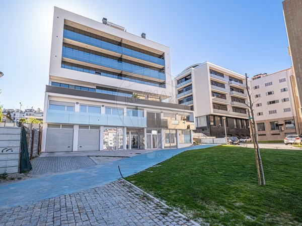 عقار تجاري في Viseu, Portugal 345متر مربع رقم 60962