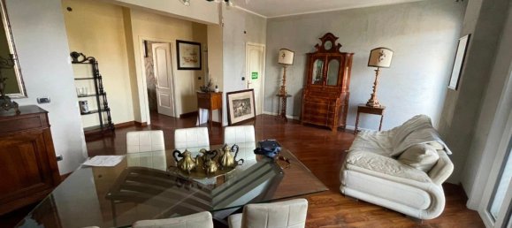 6 bedrooms Apartment in Reggio Emilia, Italy No. 315905 8