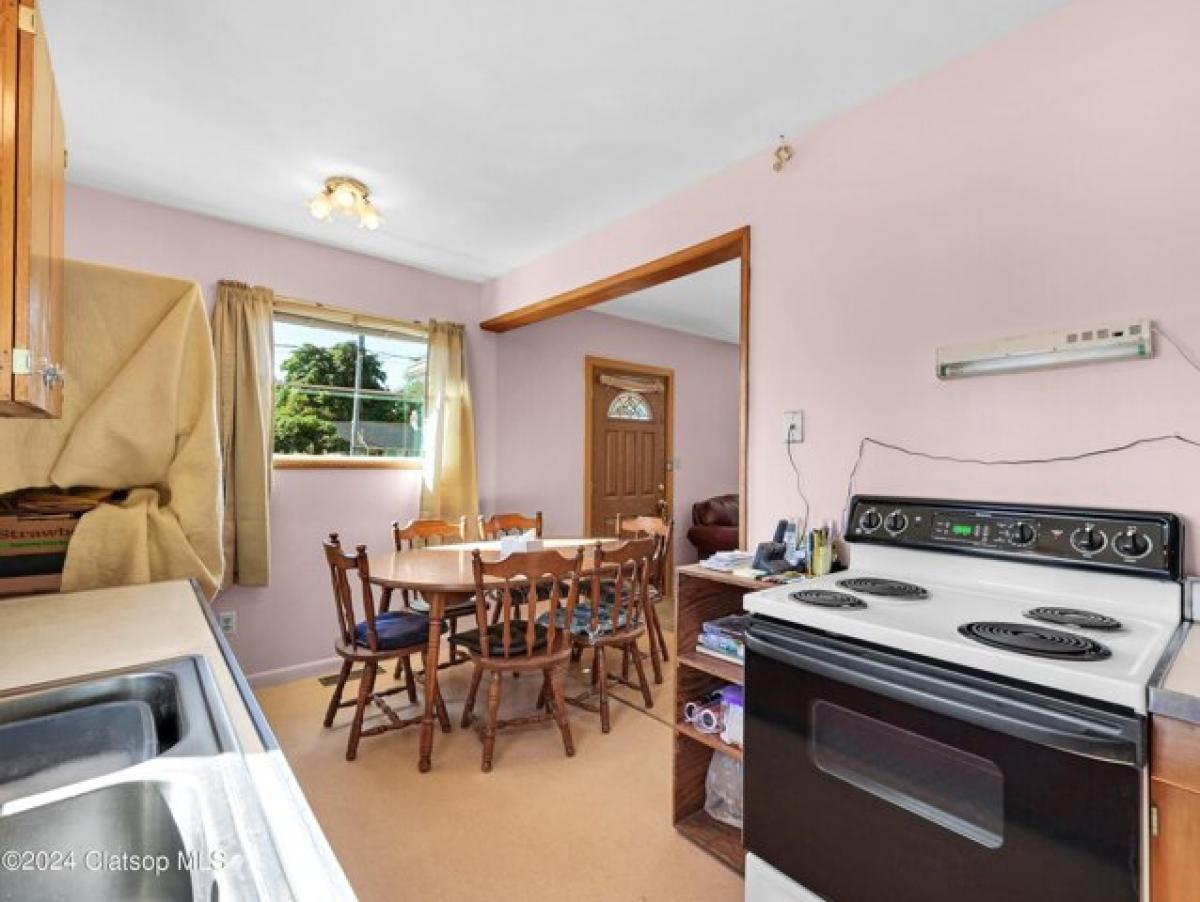 Дом с 3 спальнями в Astoria, США № 220444