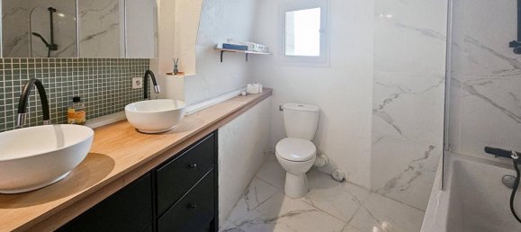 Dúplex de 3 dormitorios en Pornic, France No. 98397 8