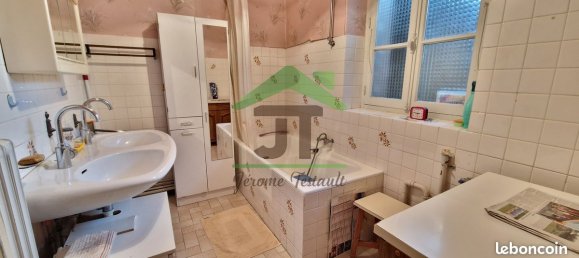 Adosado de 4 dormitorios en Chateaudun, France No. 71217 9