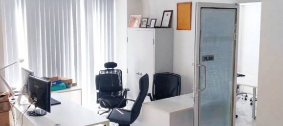 3 bedrooms Office in Bangkok, Thailand No. 15062 6