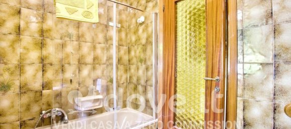 8 rooms House in Rancio Valcuvia, Italy No. 285457 37