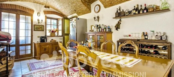 8 rooms House in Rancio Valcuvia, Italy No. 285457 12