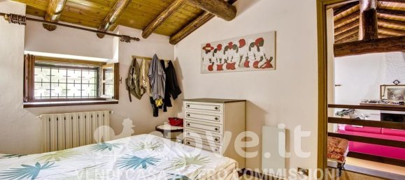 8 rooms House in Rancio Valcuvia, Italy No. 285457 27