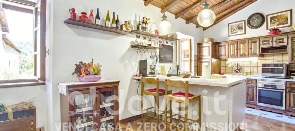 8 rooms House in Rancio Valcuvia, Italy No. 285457 8