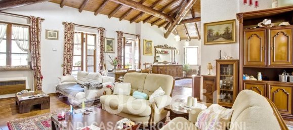 8 rooms House in Rancio Valcuvia, Italy No. 285457 3