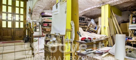 8 rooms House in Rancio Valcuvia, Italy No. 285457 15