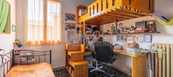 3 bedrooms Apartment in Imola, Italy No. 329790 9