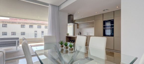 Ático de 3 dormitorios en Marbella, Spain No. 35491 12