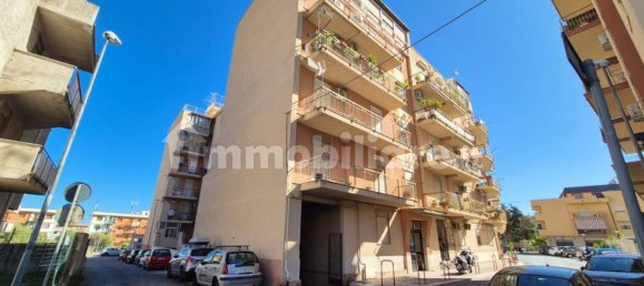 Apartamento de 2 dormitorios en Carini, Italy No. 359118 3