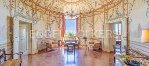 8 Schlafzimmer Villa in Siena, Italy, Nr. 263273 3
